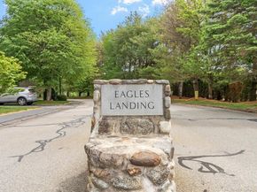 41 Fairway Dr 41, Tewksbury MA 01876