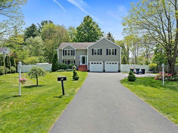 96 Central St, Abington MA 02351
