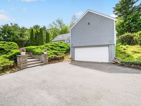 57 Center St, Groveland MA 01834