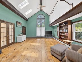 57 Center St, Groveland MA 01834