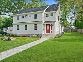 115 Great Republic Ave, Weymouth MA 02190