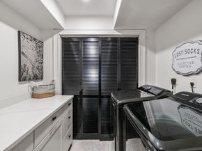 295 Gardner St, Hingham MA 02043