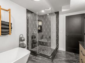 295 Gardner St, Hingham MA 02043