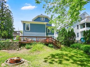 23 Oakes Ave, Southbridge MA 01550