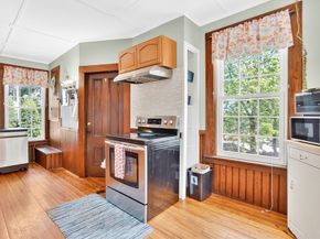 23 Oakes Ave, Southbridge MA 01550