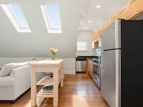 77 South St 3, Boston MA 02130