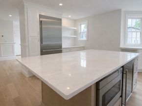 66 Pleasant Street 2, Marblehead MA 01945