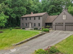 111 Lea Ave, Northbridge MA 01534