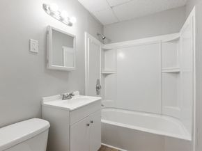 86-92 Hamilton St, Worcester MA 01604
