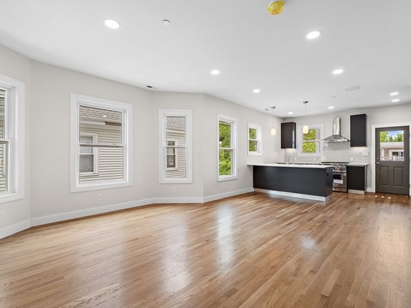 12 Foskett St 2, Somerville MA 02144
