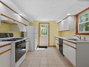 48 Purity Springs Rd, Burlington MA 01803