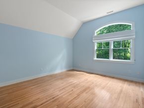 48 Summit Rd 9, Belmont MA 02478
