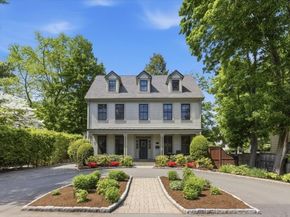 7 Locust Ave, Lexington MA 02421