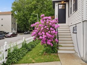 41 Bridgeport St, Worcester MA 01604