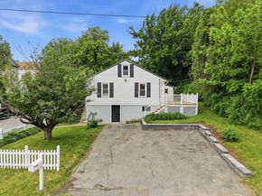 41 Bridgeport St, Worcester MA 01604