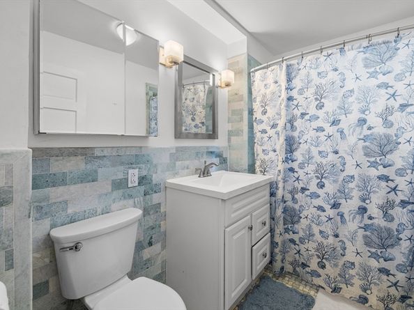 28 Edison Grn 2, Boston MA 02125