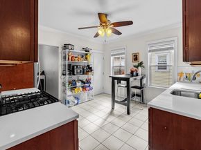 28 Edison Grn 2, Boston MA 02125