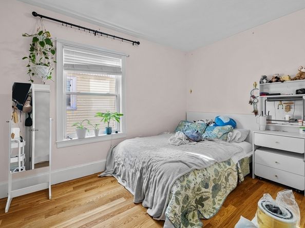 28 Edison Grn 2, Boston MA 02125