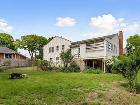 36 Ripley Rd, Medford MA 02155