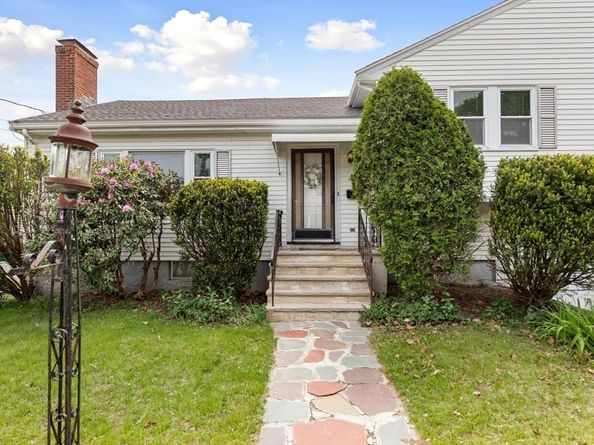 36 Ripley Rd, Medford MA 02155