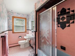 36 Ripley Rd, Medford MA 02155