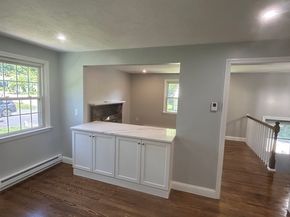 9 Cricket Dr, Sturbridge MA 01566