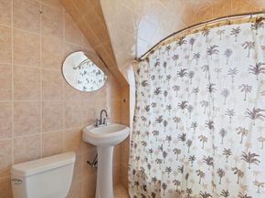 204 Harvard, Medford MA 02155