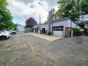 46-1/2 Old Sturbridge Rd, Southbridge MA 01550