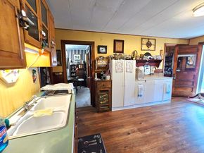 46-1/2 Old Sturbridge Rd, Southbridge MA 01550