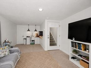 6 Wilson Ave, Spencer MA 01562