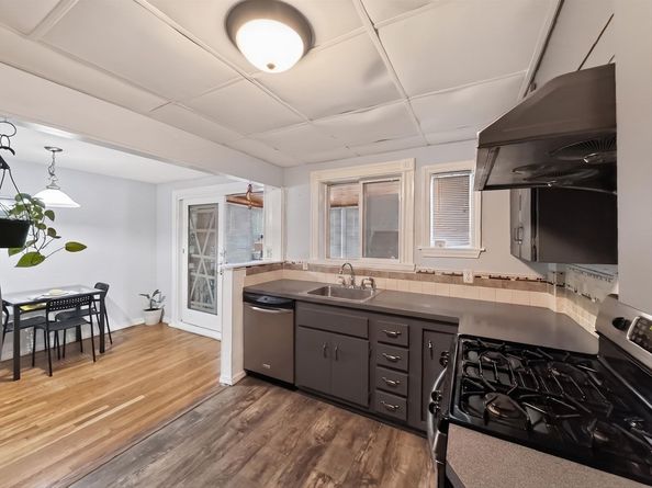 228-B Quincy Shore Dr, Quincy MA 02171