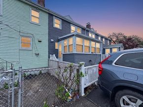 228-B Quincy Shore Dr, Quincy MA 02171