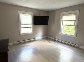 22 Marsh Ave, Southbridge MA 01550