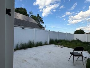 22 Marsh Ave, Southbridge MA 01550