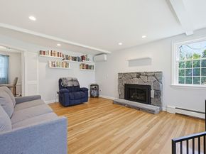 6 Duggan Dr, Framingham MA 01702
