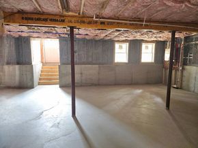 11 Paul Road, Middleboro MA 02346