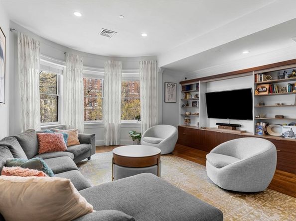1471 Beacon St 10(PH), Brookline MA 02446
