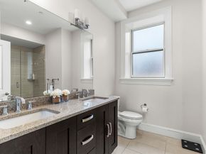 1471 Beacon St 10(PH), Brookline MA 02446
