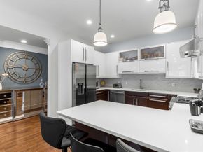 1471 Beacon St 10(PH), Brookline MA 02446