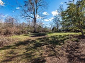 28 Indian Neck Rd, Wareham MA 02571