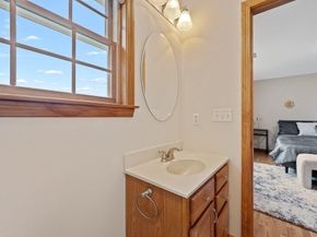 14 Belcourt Rd, Worcester MA 01605