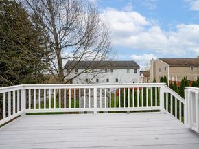 14 Belcourt Rd, Worcester MA 01605