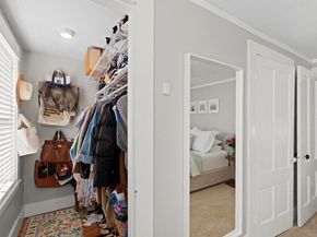 3 Acacia St, Gloucester MA 01930