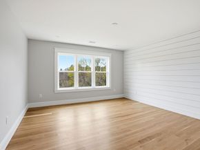 50 Chestnut St, Duxbury MA 02332