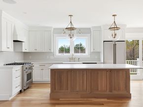 50 Chestnut St, Duxbury MA 02332