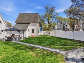 31 Green Street, Hudson MA 01749