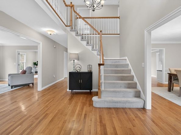 60 Rosemont Dr, North Andover MA 01845