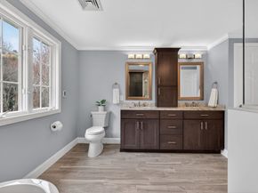 60 Rosemont Dr, North Andover MA 01845