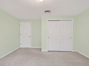 60 Rosemont Dr, North Andover MA 01845