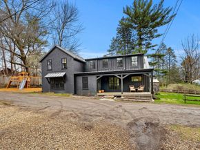 8R Rolfes Ln, Newbury MA 01951